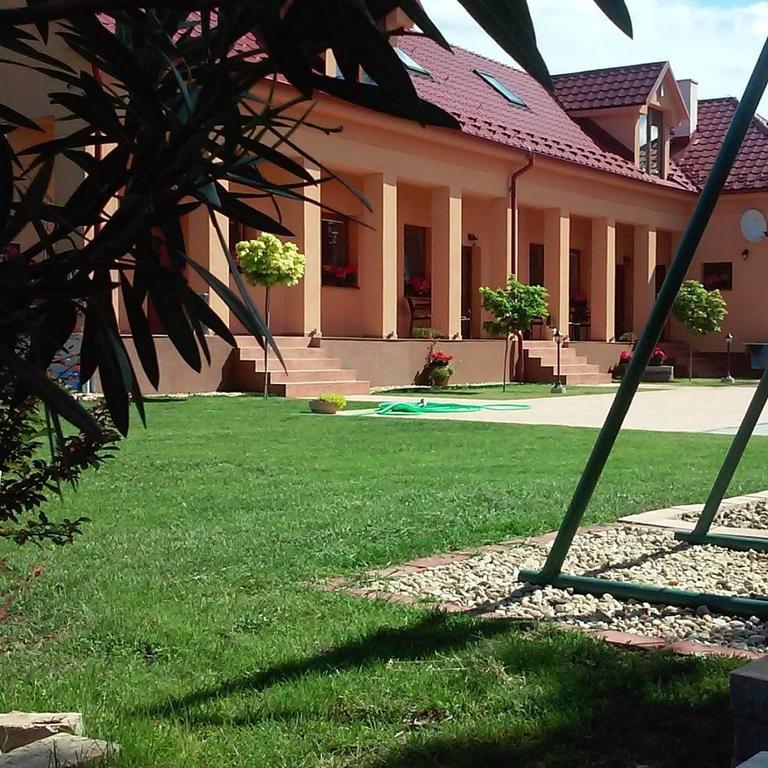 Vila Maria Rapovce מראה חיצוני תמונה